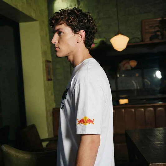 Getsetwear red pitstop T-shirt showing the crossover between motorsport and streetwear